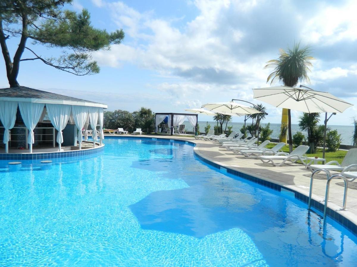 Andamati Beach Resort Grigoleti Buitenkant foto